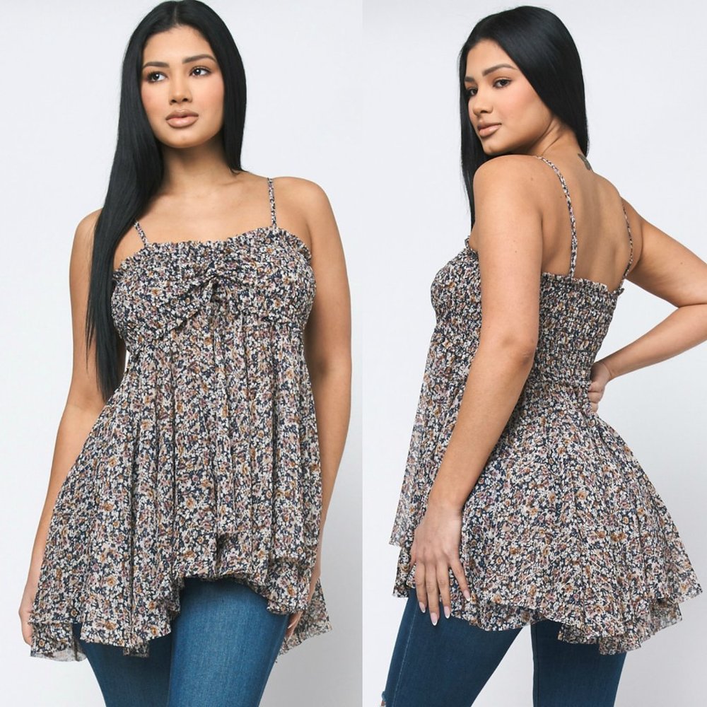 Smocked Floral Spaghetti Strap Tunic Top Women’s Small Blue/Multi Romantic EUC